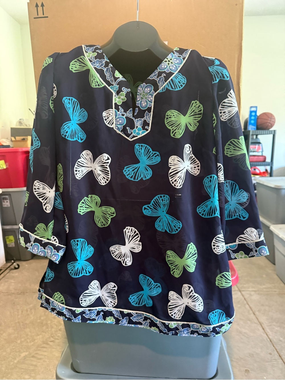 Navy Butterfly Print V-Neck Tunic Top p77